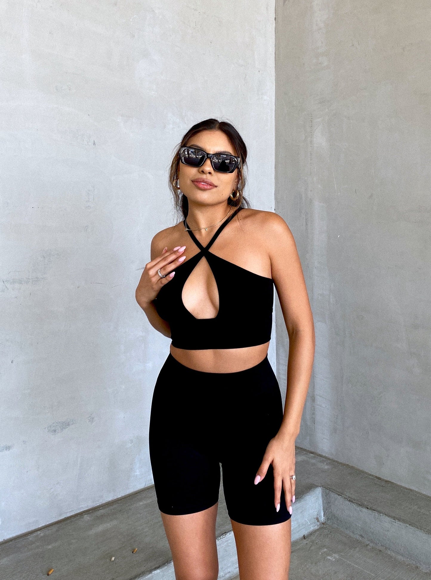 Kimmy Cross Top | Black
